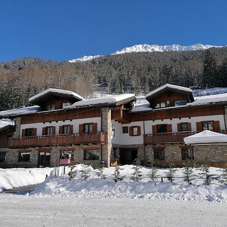 Bed and Breakfast Le Reve Courmayeur Exterior foto