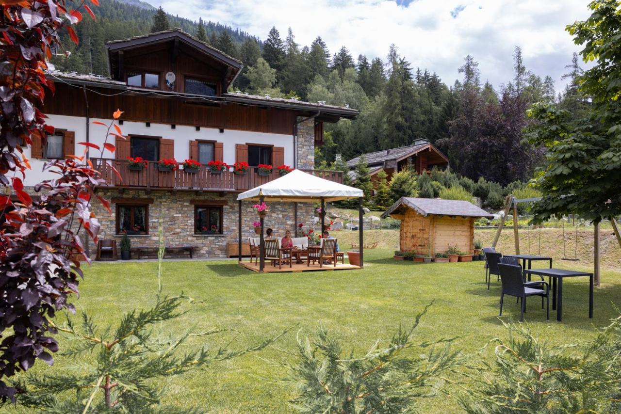 Bed and Breakfast Le Reve Courmayeur Exterior foto